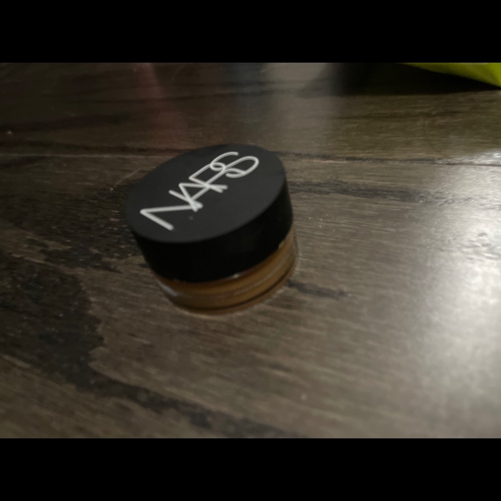 Nars soft matte concealer